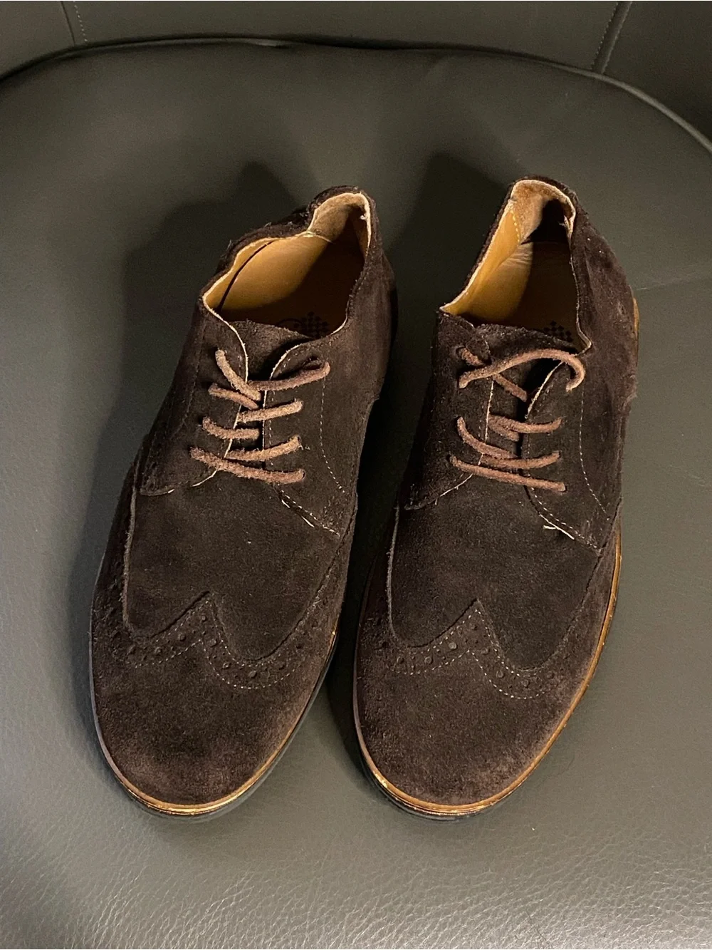 Cardiff brand Handmade Men's Brown Suede Wingtip Derby Shoes
